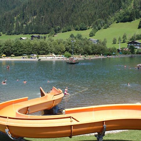 Haus Dachstein Schnitzer Otel Eben Im Pongau Dış mekan fotoğraf