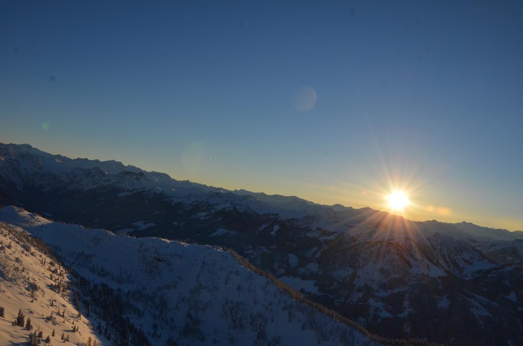 Haus Dachstein Schnitzer Otel Eben Im Pongau Dış mekan fotoğraf